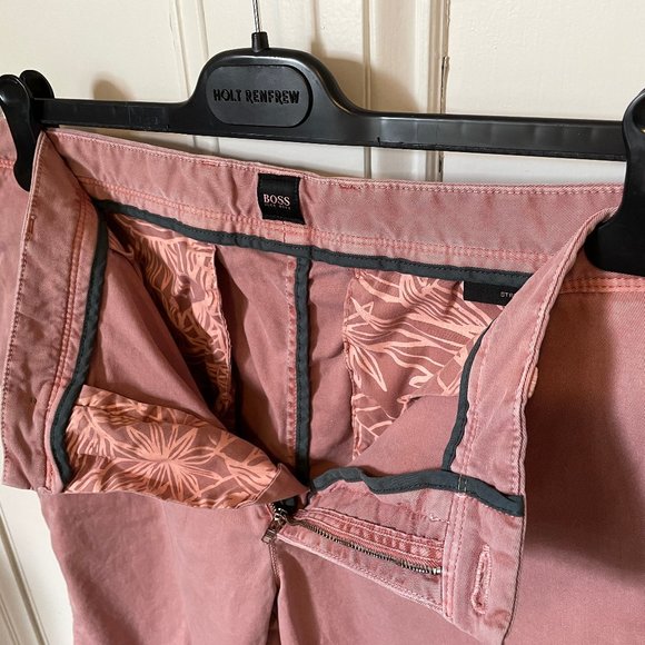 Hugo Boss Men's 'Rigan-Short' Salmon Pink Shorts, Size 34R x 2 - Picture 8 of 15